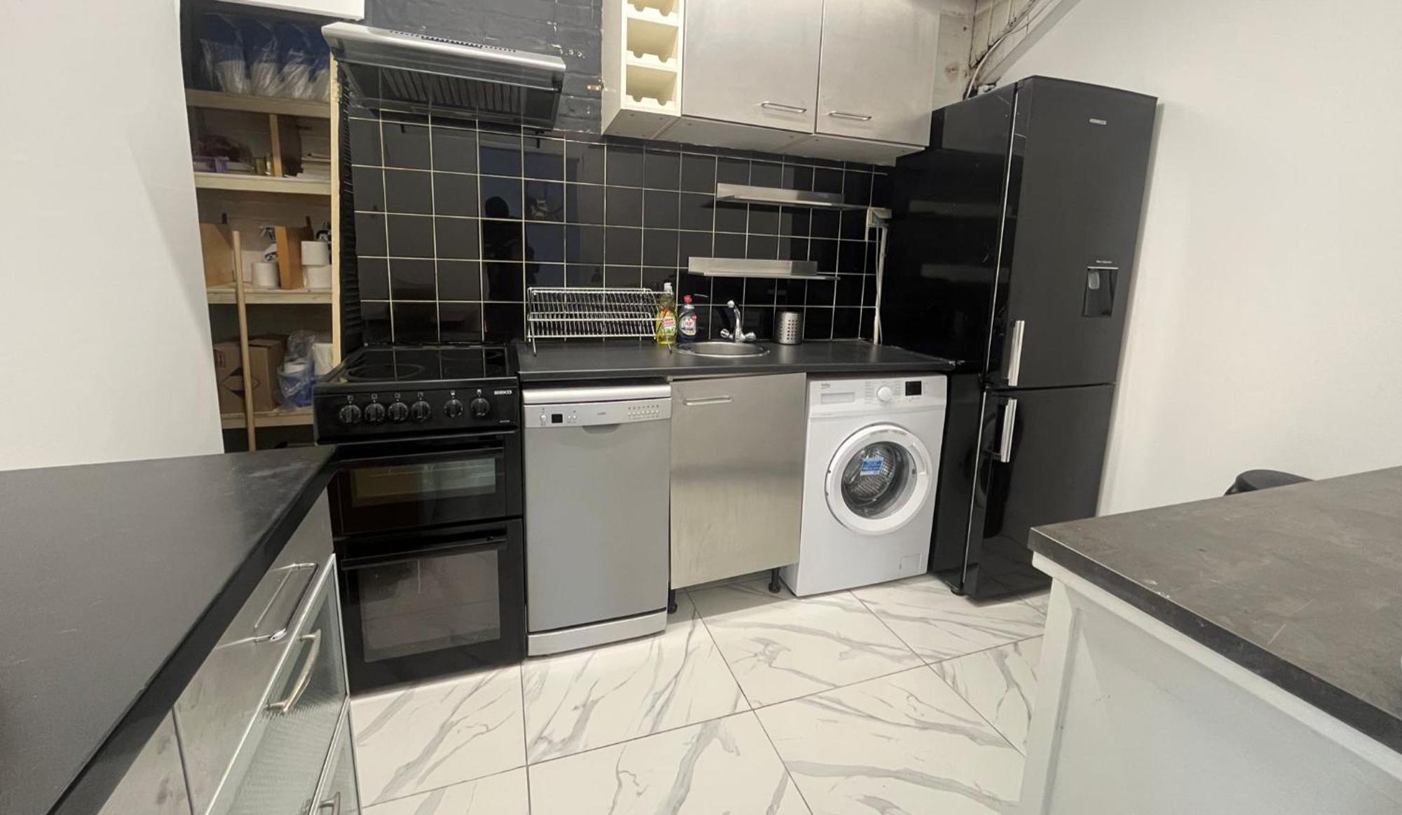 Nifty 2 Bedroom Flat In Goswell Rd Лондон Екстер'єр фото